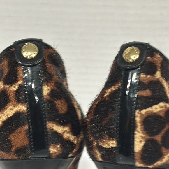 Michael Kors York Platform Cheetah Natural Haircalf Open Toe Pump Size 8 - Picture 10 of 14